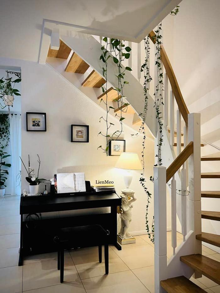 Góc cầu thang là một mini Piano cho những phút giây nghệ sĩ
